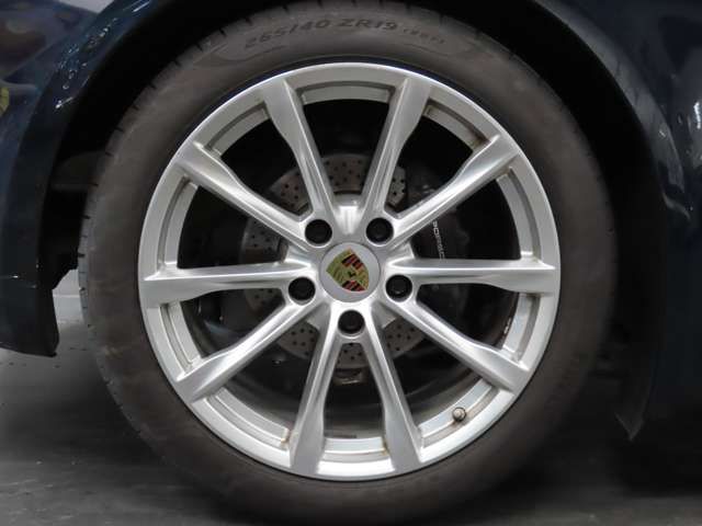 PORSCHE 718BOXSTER 2019 Image 31