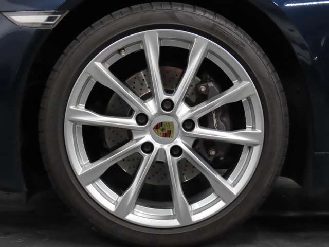 PORSCHE 718BOXSTER 2019 Image 31