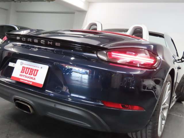 PORSCHE 718BOXSTER 2019 Image 31