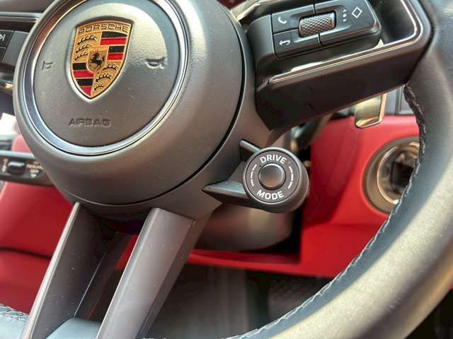 PORSCHE MACAN 2023 Image 31