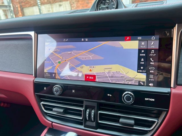 PORSCHE MACAN 2023 Image 31