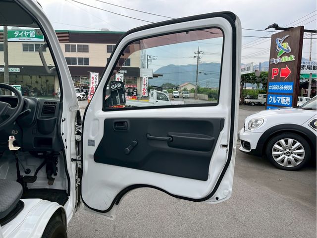 NISSAN NT100 CLIPPER 4WD 2018 Image 31