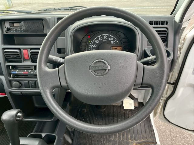 NISSAN NT100 CLIPPER 4WD 2018 Image 31