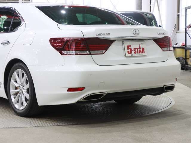 TOYOTA LEXUS LS460 2013 Image 31