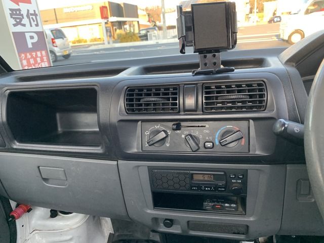 NISSAN CLIPPER TRUCK 2009 Image 31