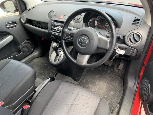 MAZDA DEMIO 2011 Image 31