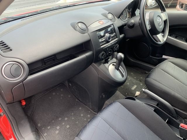 MAZDA DEMIO 2011 Image 31