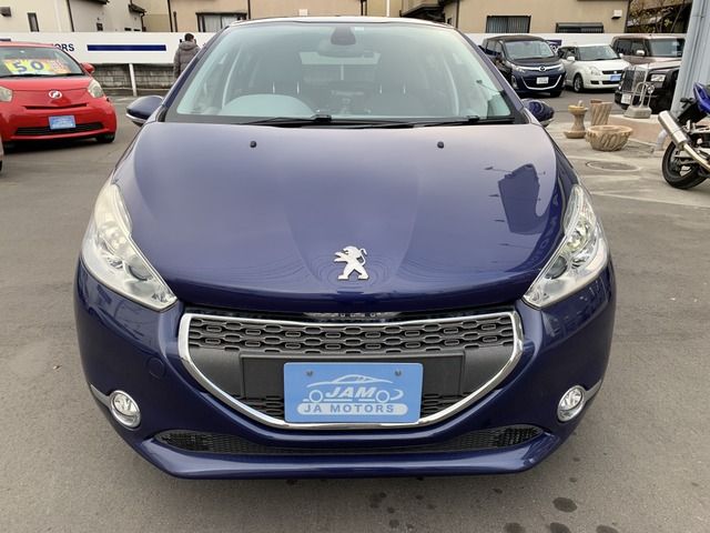 PEUGEOT 208 2013 Image 31