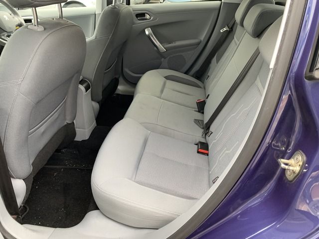 PEUGEOT 208 2013 Image 31