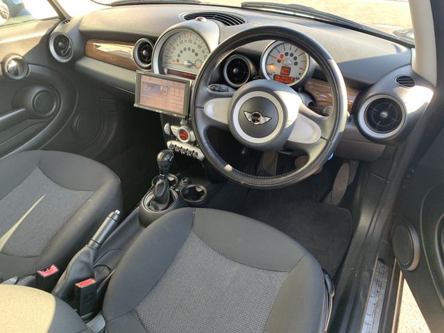 BMW MINI COOPER CLUB 2009 Image 31