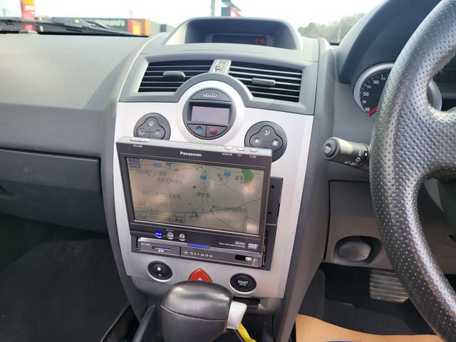 RENAULT MEGANE OPEN 2007 Image 31