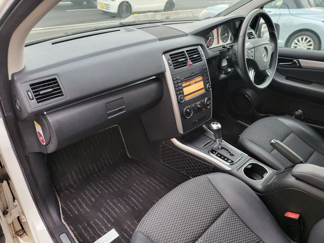 MERCEDES BENZ B CLAS 2011 Image 31