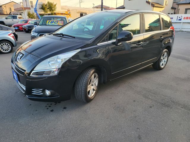 PEUGEOT 5008 2013 Image 31