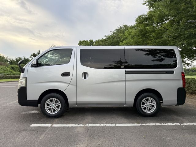 NISSAN NV350 CARAVAN 4WD 2013 Image 31