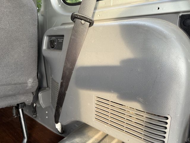 NISSAN NV350 CARAVAN 4WD 2013 Image 31