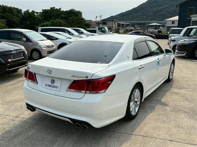 TOYOTA CROWN SEDAN 2015 Image 31