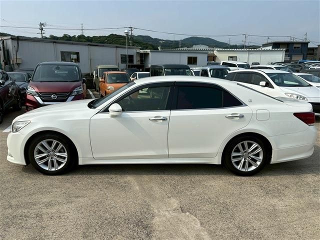 TOYOTA CROWN SEDAN 2015 Image 31