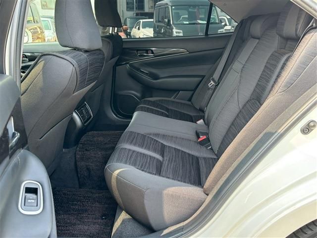 TOYOTA CROWN SEDAN 2015 Image 31