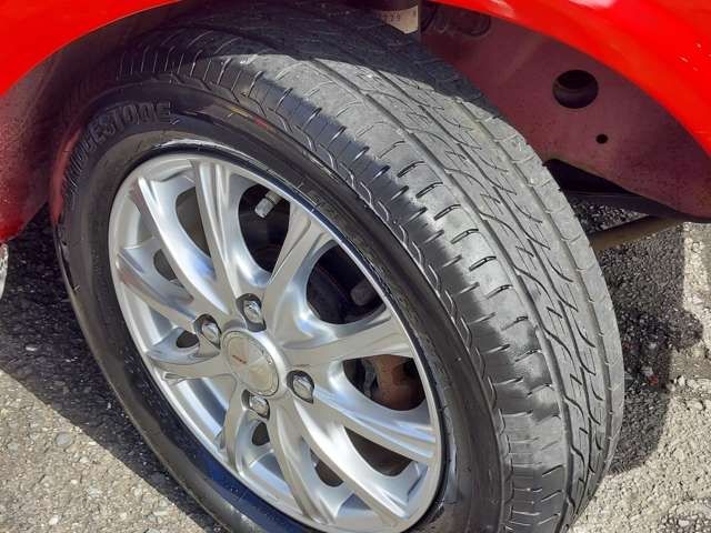 DAIHATSU MIRA GINO 2000 Image 31