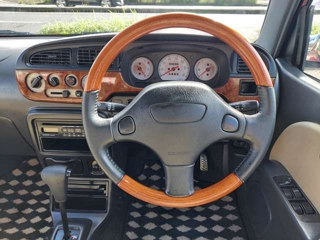 DAIHATSU MIRA GINO 2000 Image 31