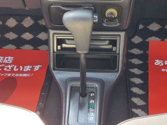 DAIHATSU MIRA GINO 2000 Image 31