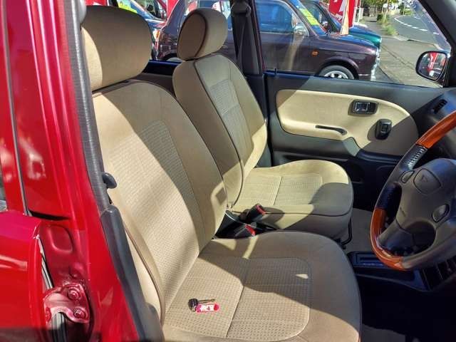 DAIHATSU MIRA GINO 2000 Image 31