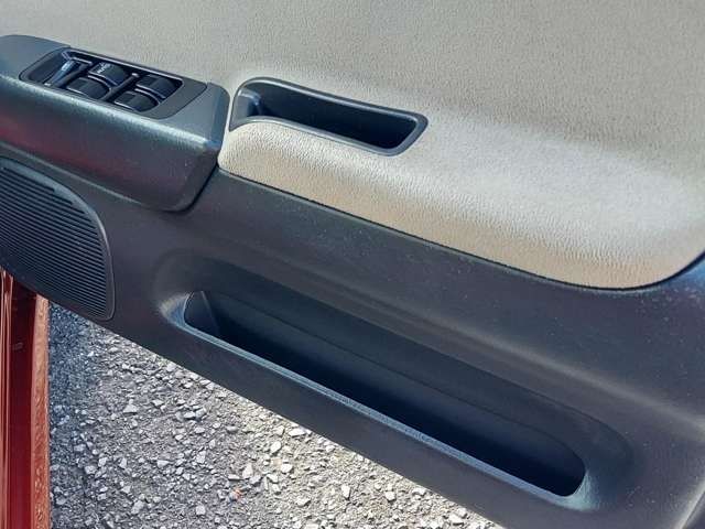 DAIHATSU MIRA GINO 2000 Image 31