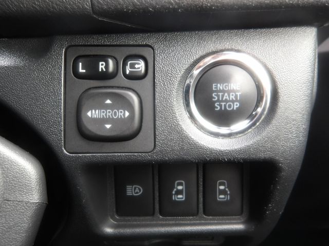 TOYOTA HIACE VAN 2WD 2019 Image 31