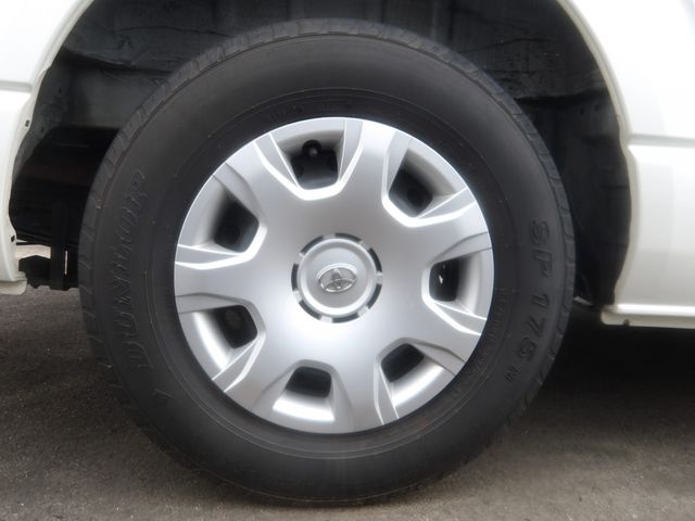 TOYOTA HIACE VAN 2WD 2019 Image 31