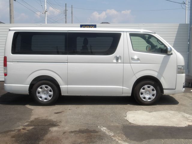 TOYOTA HIACE VAN 2WD 2019 Image 31