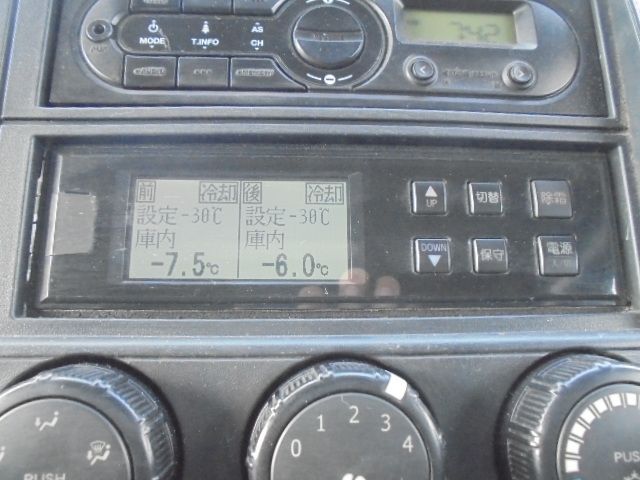 MITSUBISHI CANTER 2018 Image 31