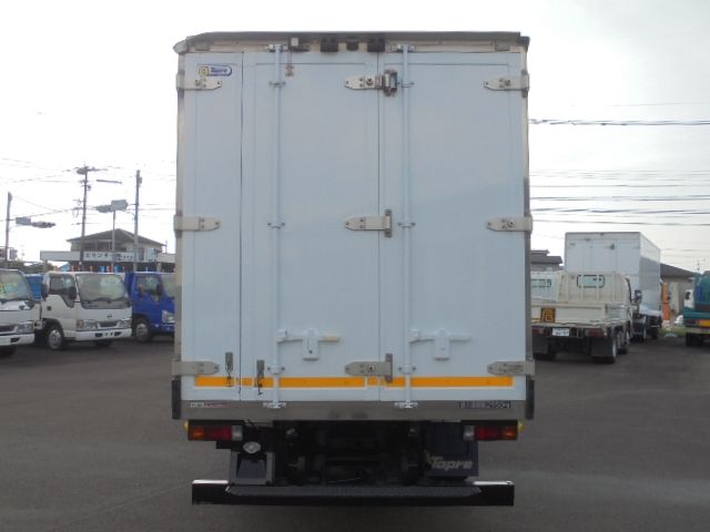 MITSUBISHI CANTER 2018 Image 31