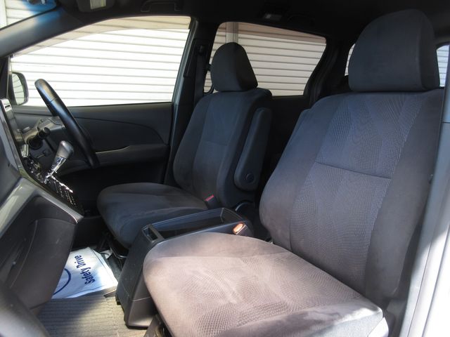 TOYOTA ESTIMA 2016 Image 31