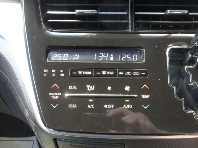 TOYOTA ESTIMA 2016 Image 31