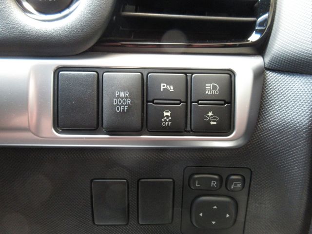 TOYOTA ESTIMA 2016 Image 31