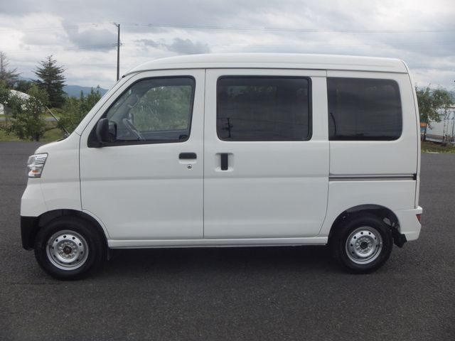 DAIHATSU HIJET CARGO 4WD 2019 Image 31