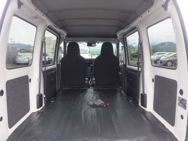 DAIHATSU HIJET CARGO 4WD 2019 Image 31