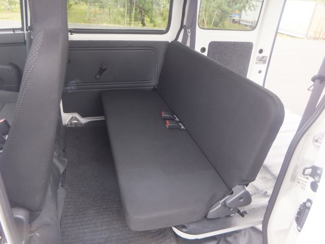 DAIHATSU HIJET CARGO 4WD 2019 Image 31