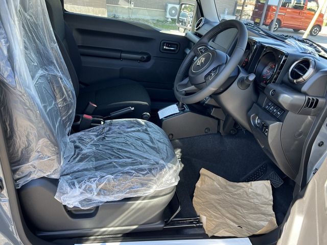 SUZUKI JIMNY 4WD 2024 Image 31