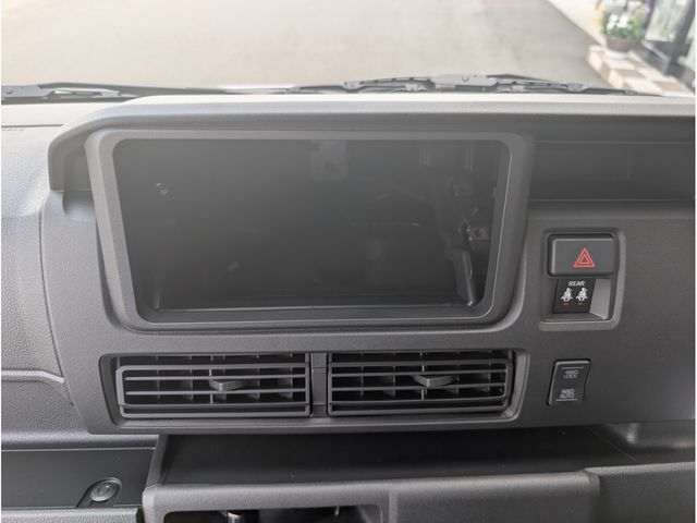 DAIHATSU HIJET CARGO 4WD 2025 Image 31