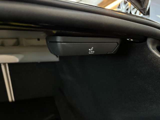 BMW 5SERIES SEDAN 2022 Image 31