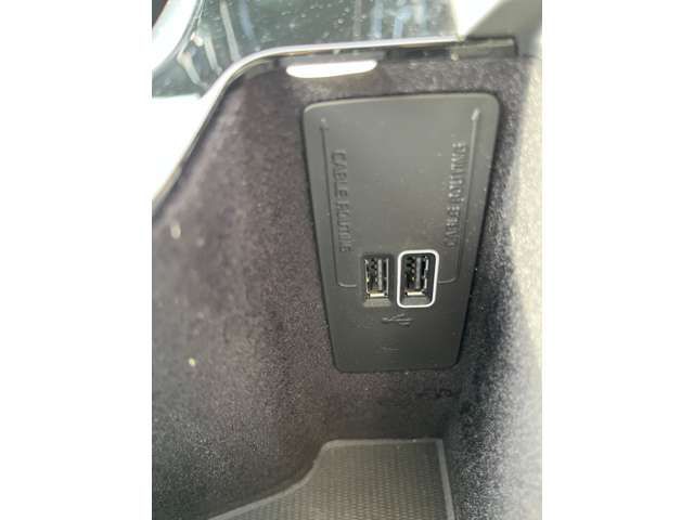 VOLVO S60 2022 Image 31