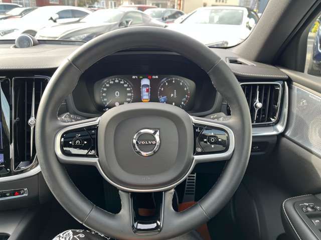 VOLVO S60 2022 Image 31