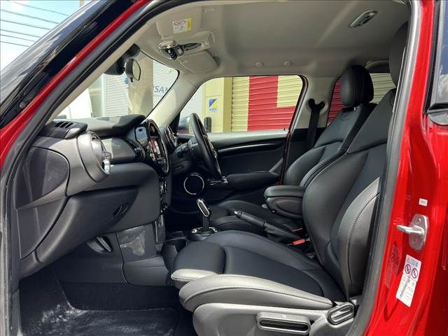 BMW MINI 2019 Image 31