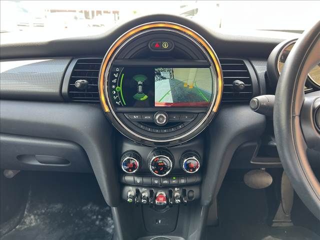 BMW MINI 2019 Image 31