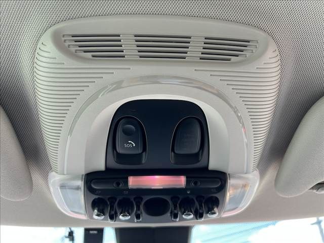 BMW MINI 2019 Image 31