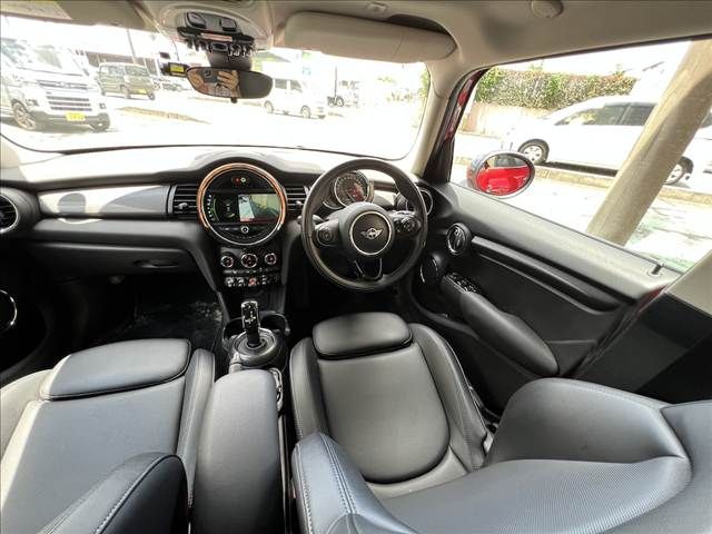 BMW MINI 2019 Image 31