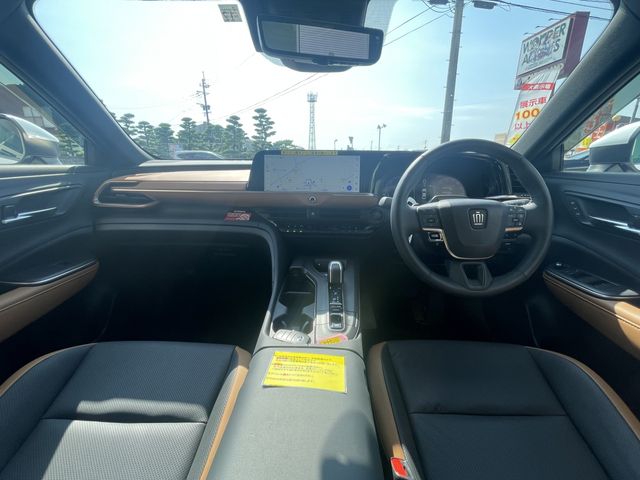 TOYOTA CROWN CROSSOVER 2022 Image 31