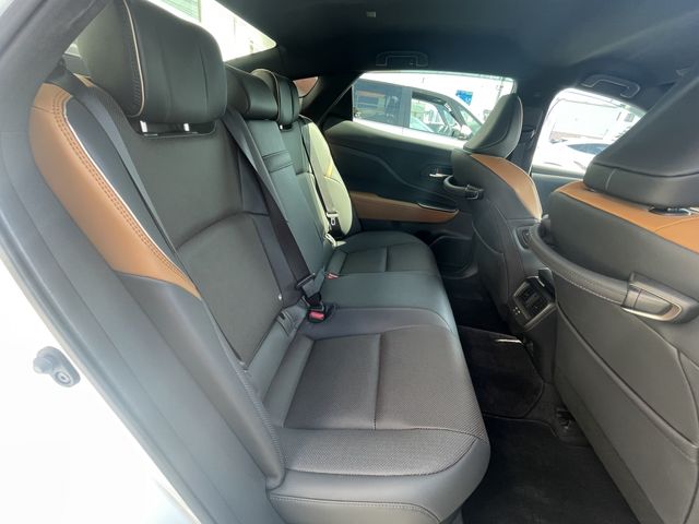 TOYOTA CROWN CROSSOVER 2022 Image 31