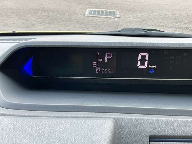 DAIHATSU TANTO CUSTOM 4WD 2020 Image 31